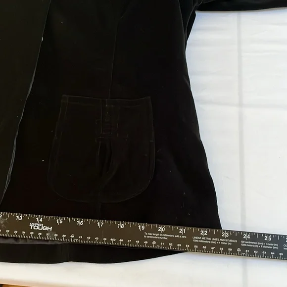 R Black size 14 black Velveteen jacket pink floral appliqué details lined - Picture 9 of 13